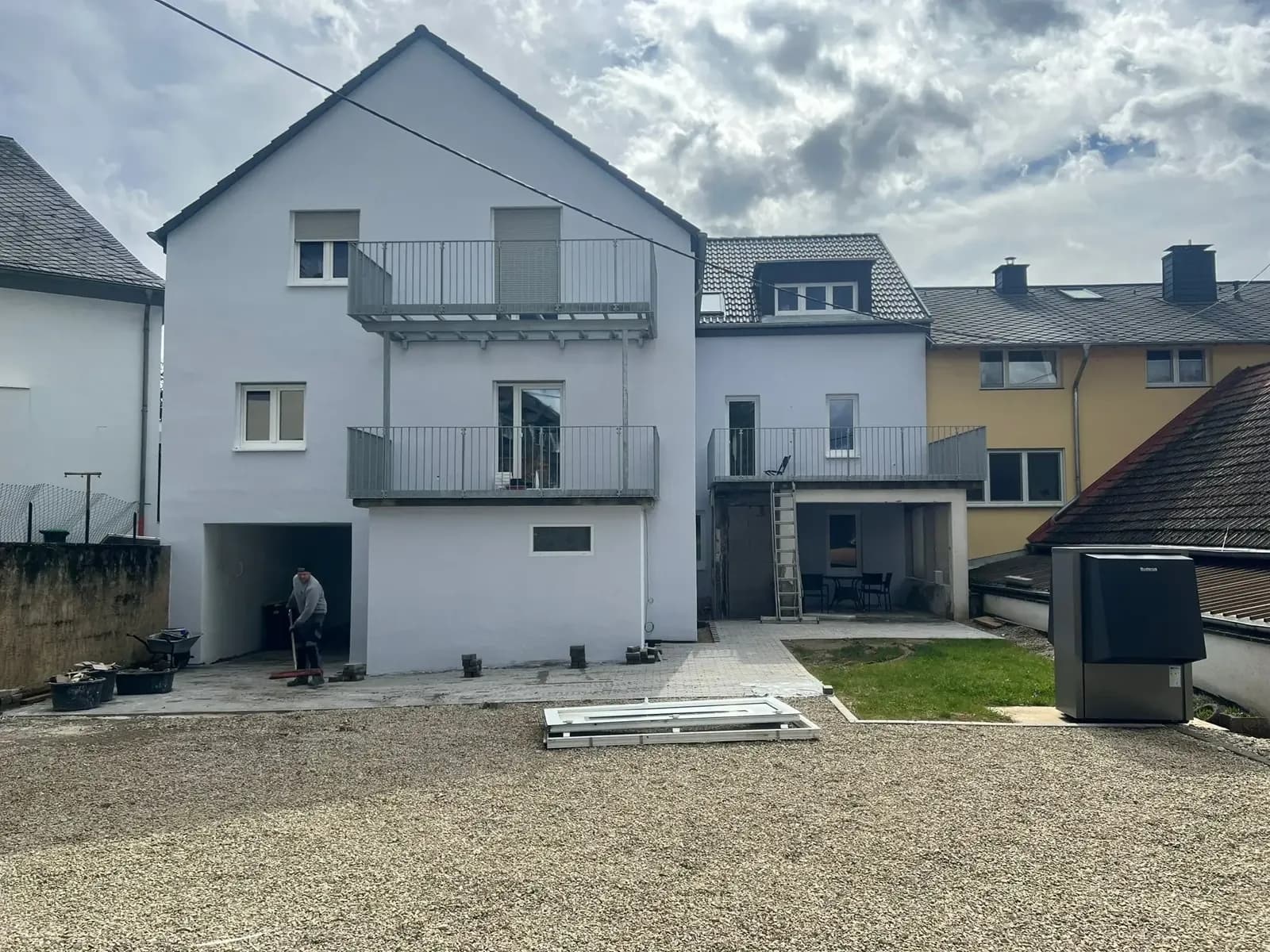 Stahlbalkon mit Geländer von Metallbau Kautenburger
